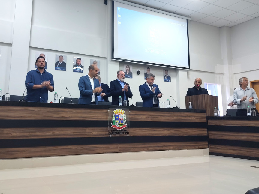 Representantes de diversos segmentos participaram de audiência pública da Comissão de Saúde da Assembleia, hoje de manhã na Câmara Municipal, e aprovaram a decisão judicial de intervenção no hospital e afastamento dos dirigentes após denúncias de má gestão.