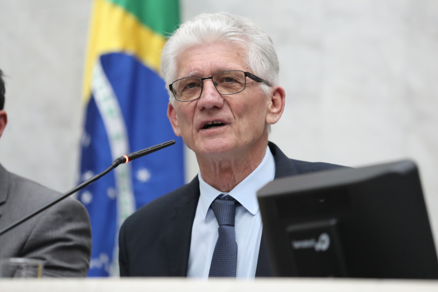 Os dados foram apresentados nesta terça-feira (8), na Assembleia Legislativa do Paraná, pelo secretário da Fazenda Norberto Ortigara, que detalhou a situação contábil do Governo do Estado referente ao 2º quadrimestre de 2024.