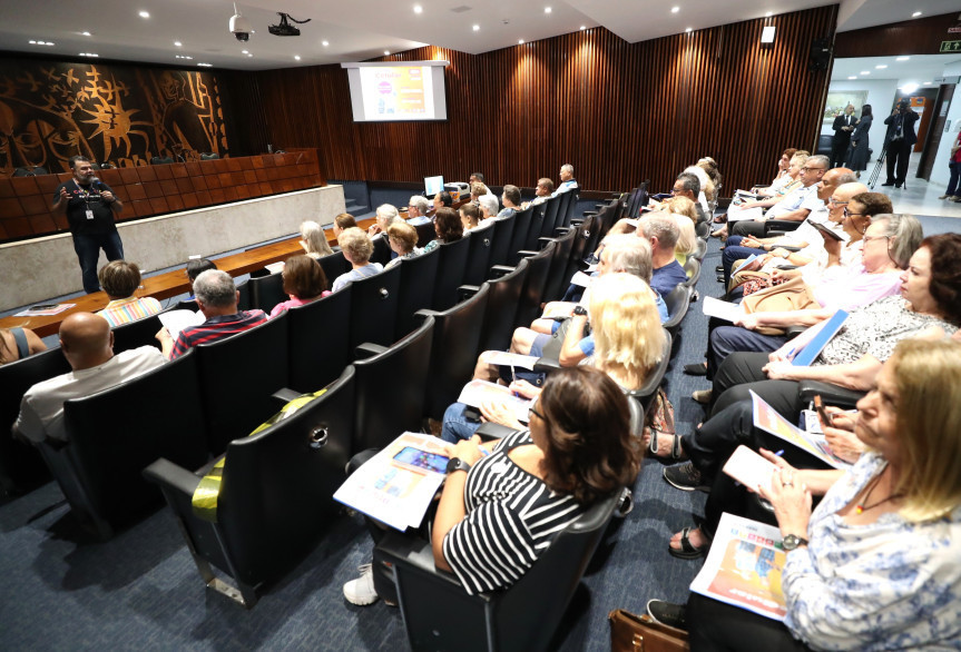 Primeiro dia de curso ocorreu no Plenarinho da Assembleia Legislativa, na tarde desta quarta-feira (2).