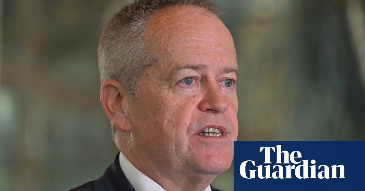 Bill Shorten insta Israel a cuidar dos civis palestinos após a proibição da Unrwa em Gaza | Guerra Israel-Gaza