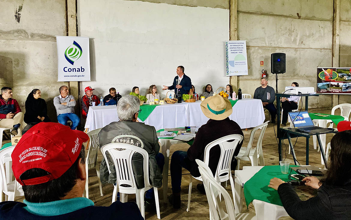 Conab capacita agricultores familiares para acesso ao Programa de Aquisição de Alimentos — Agência Gov