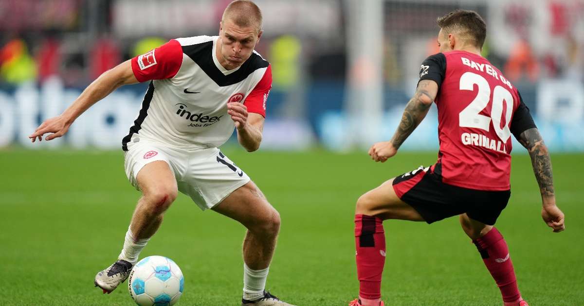 Em confronto direto, Bayer Leverkusen vence o Eintrach Frankfurt de virada