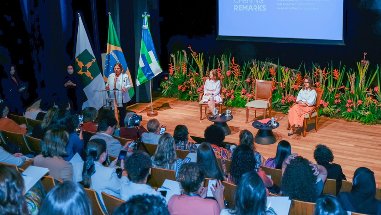 Evento paralelo do G20 reforça importância da transversalidade das políticas para as mulheres para superação das desigualdades — Agência Gov