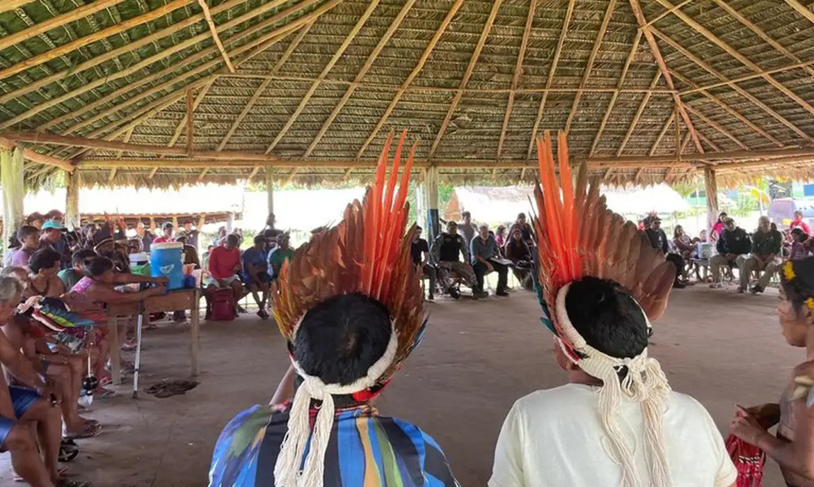 Índice de alfabetização entre indígenas é maior em territórios protegidos — Agência Gov