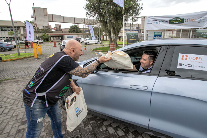 Mobilidade e preservação: Porto de Paranaguá recebe 1º rally de carros elétricos do Brasil