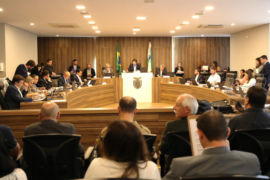 Reunião ordinária da CCJ ocorreu no início da tarde desta terça-feira (5), no Auditório Legislativo.