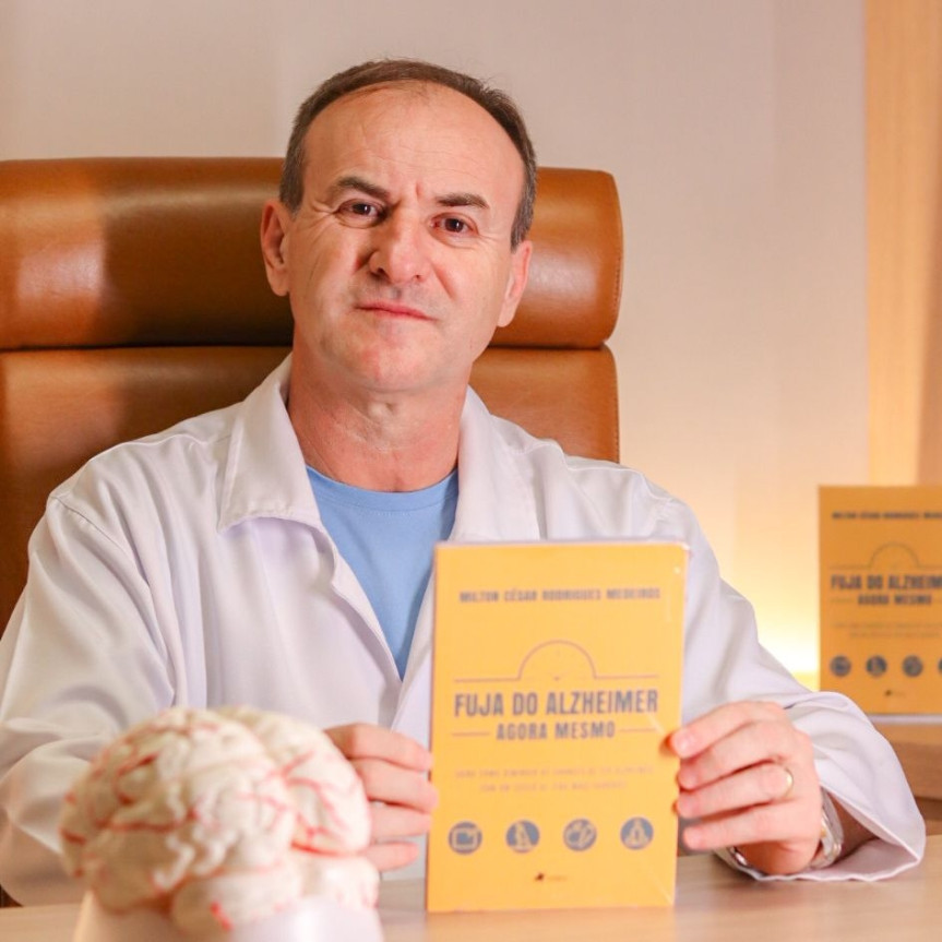 Além da prática médica, Dr. Milton é pesquisador com publicações reconhecidas nacional e internacionalmente e foi eleito membro da Academia Brasileira de Neurologia em 2002, tornando-se membro titular em 2010.