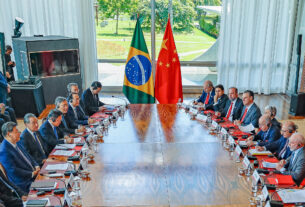 Brasil e China reforçam parceria por indústria, pequenas empresas e sustentabilidade — Agência Gov