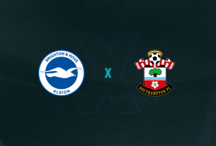 Escudos de Brighton e Southampton, que duelam pela Premier League