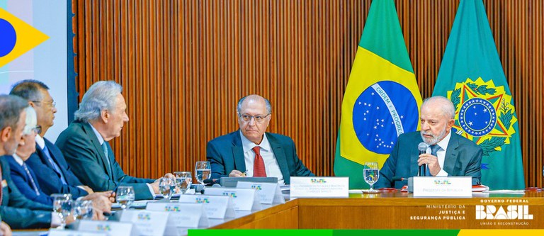 Em reunião sobre Segurança Pública, Lula e Lewandowski apresentam PEC a governadores — Agência Gov