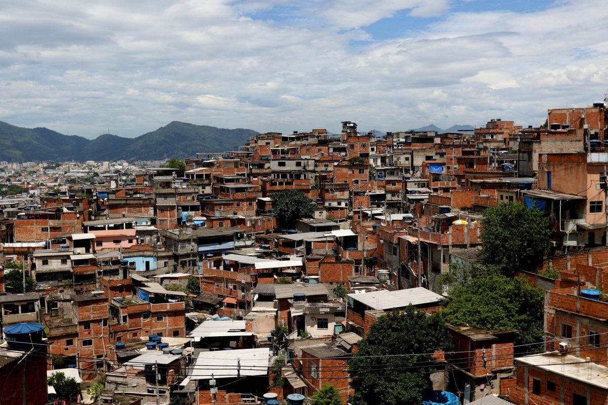 Lula lança Programa Periferia Viva para promover urbanização de favelas — Agência Gov