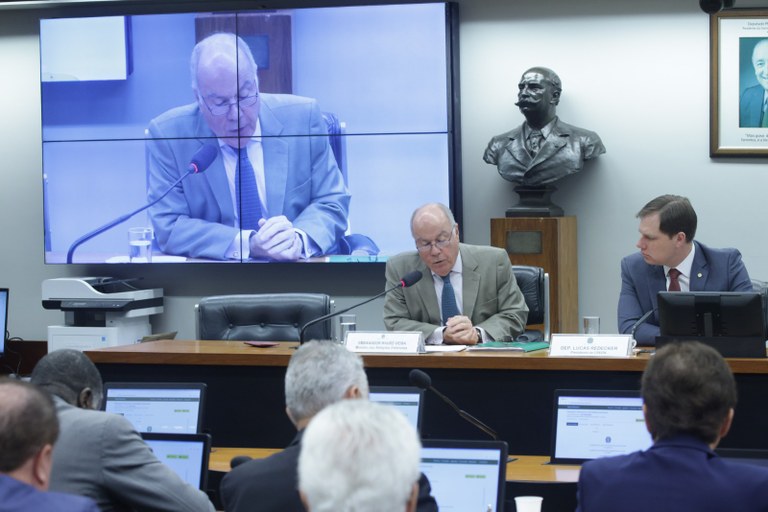 Mauro Vieira assegura que Brasil não romperá relações com a Venezuela — Portal da Câmara dos Deputados