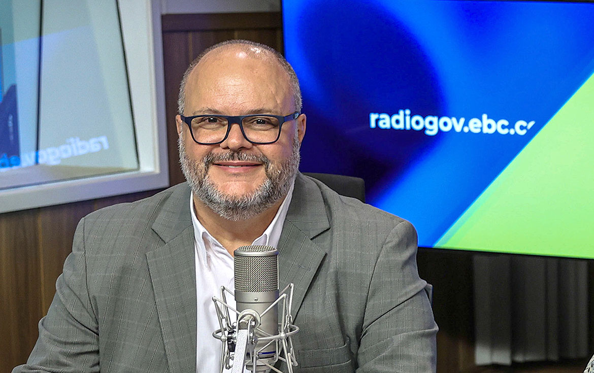 Rádio Gov estreia novo programa 'Assunto Federal', ao vivo, nesta segunda-feira — Agência Gov