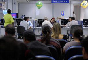 Aposentado com sequela de pólio pode ser dispensado da perícia de revisão — Senado Notícias