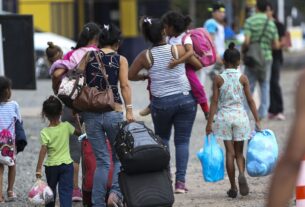 Caminhos da Reportagem mostra situação de imigrantes no país