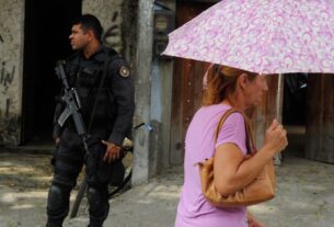 Castro diz que recorrerá contra regras para uso de força policial