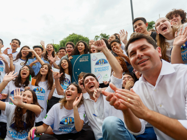 Compromisso de alfabetização: Paraná é selo ouro e tem 227 cidades no topo da classificação