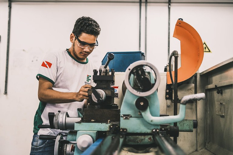 Conheça as ações do MEC por mais educação profissional — Agência Gov