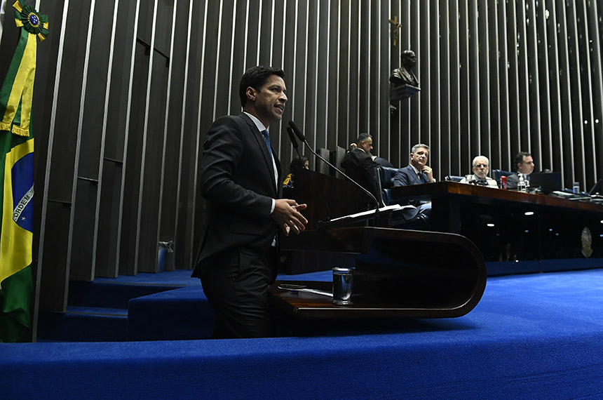 Rodrigo Cunha se despede do Senado para assumir Vice-Prefeitura de Maceió — Senado Notícias