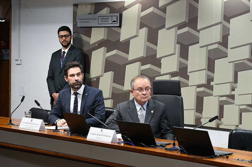 para debatedores, plataformas são corresponsáveis em golpes na internet — Senado Notícias