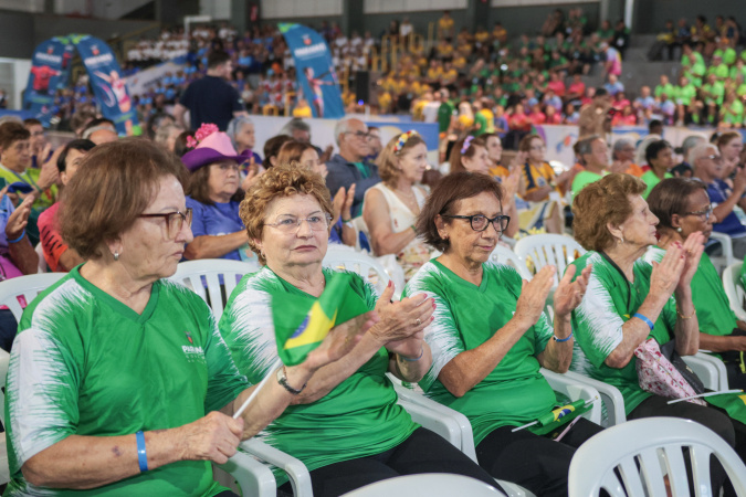 Acolhimento, inclusão, proteção e esporte são pilares das ações para pessoas idosas do Paraná