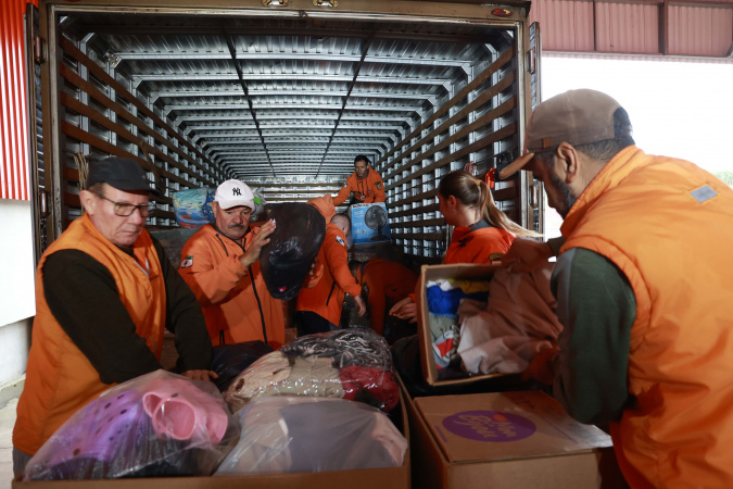 Criação de rede de ajuda humanitária fortaleceu envio de auxílio aos atingidos por calamidades