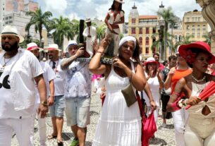 Hoje é Dia: combate à intolerância religiosa e parteiras são destaques