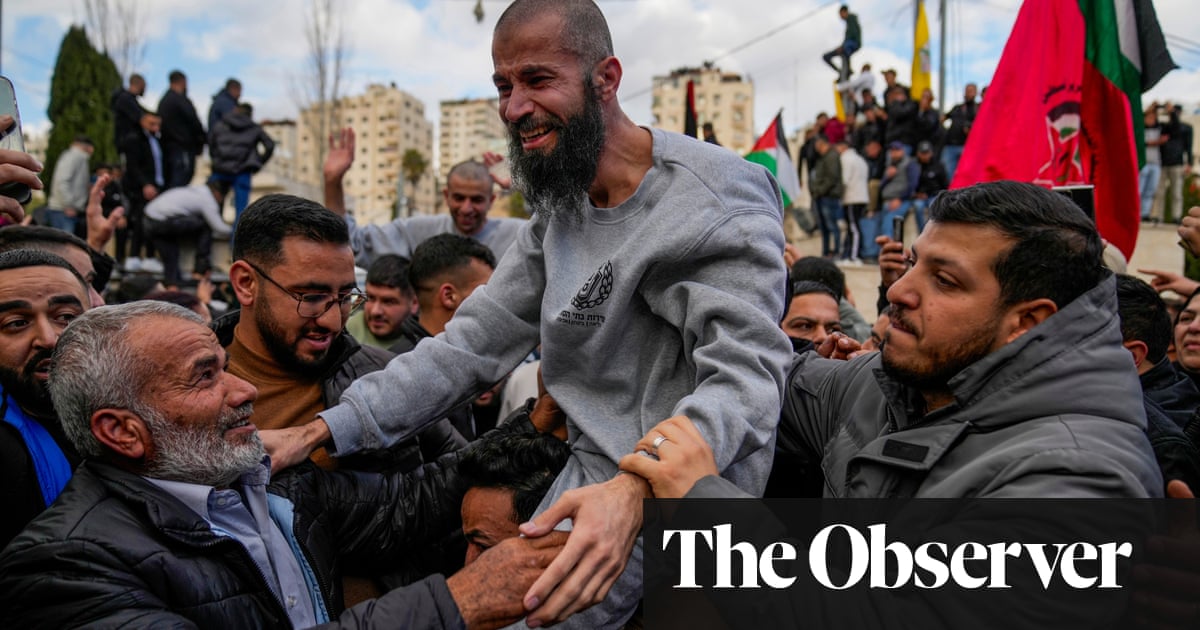 'Não consigo encontrar as palavras': palestinos se alegram com os libertados no acordo de cessar-fogo | Guerra Israel-Gaza