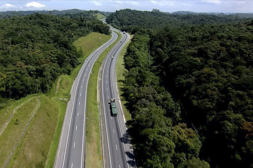 Pacheco comemora assinatura de concessão da BR-381, em MG — Senado Notícias