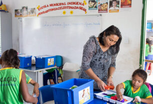 Projeto prevê concursos específicos para educação indígena, rural e quilombola — Senado Notícias