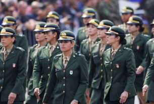 Sete mil mulheres se alistam no serviço militar em 2 dias