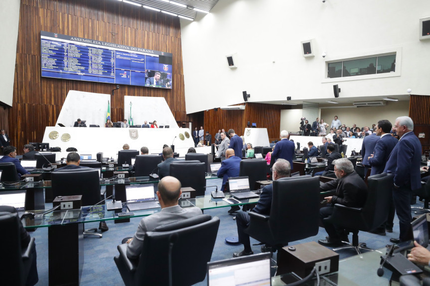 Pauta de votações da sessão plenária desta terça-feira (18) contou com nove itens.