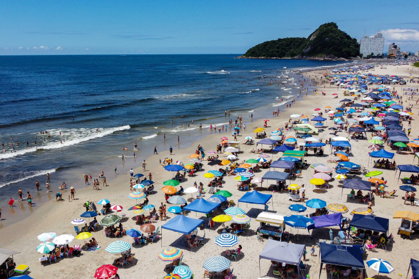 Diversas leis aprovadas pela Assembleia Legislativa do Paraná asseguram direitos, proteção e qualidade nos serviços durante viagens, passeios e eventos.