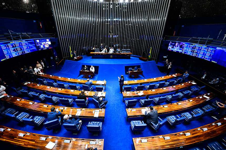 Senadores apresentaram 47 projetos e PECs nos primeiros dias de 2025 — Senado Notícias