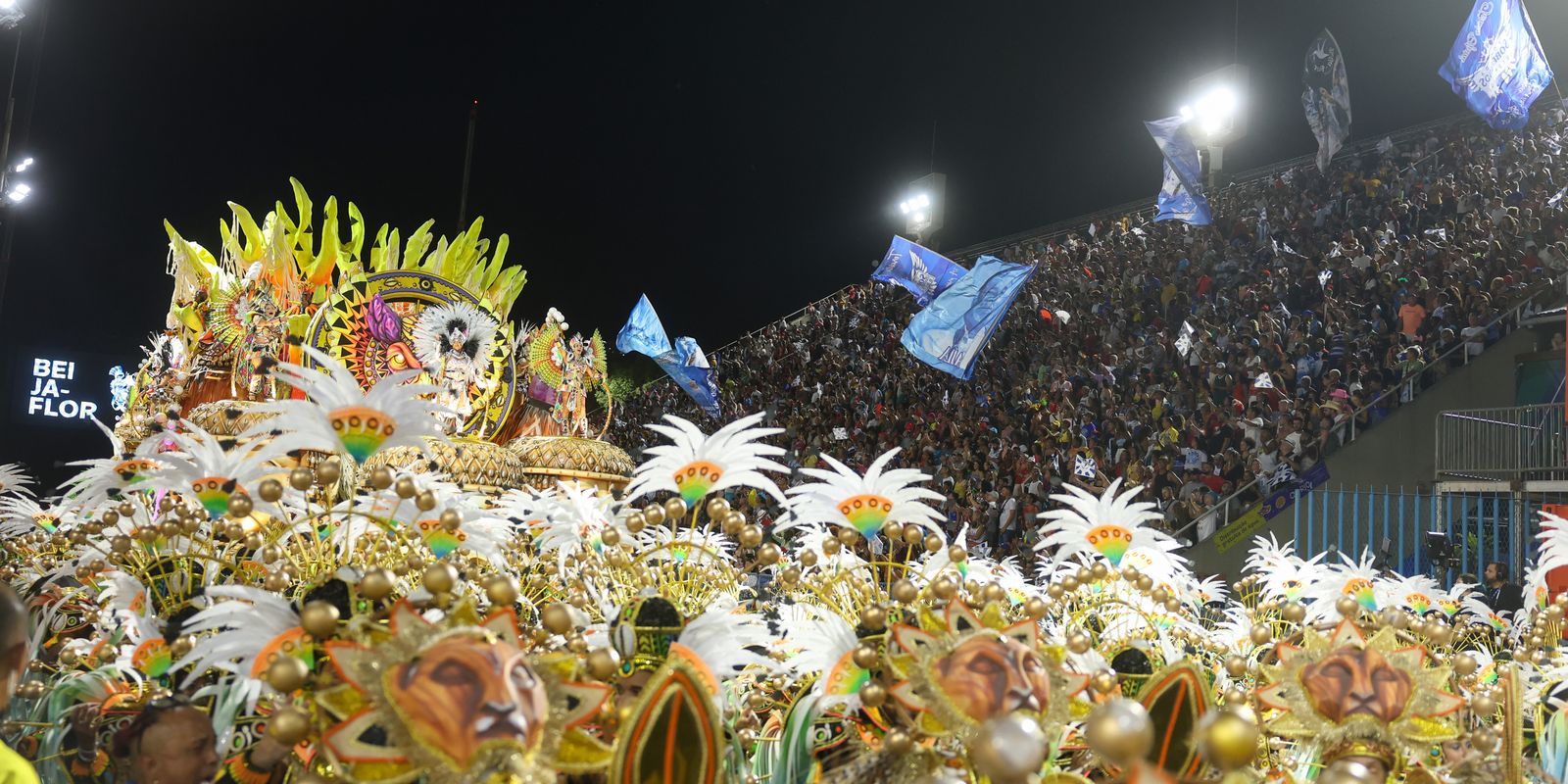 Beija-flor conquista o 15º título do carnaval do Rio de Janeiro