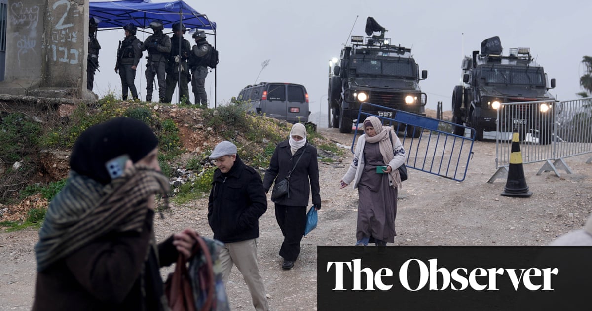 'Eles nos trancam como ovelhas': novos postos de controle israelenses e barreiras levantam temores na Cisjordânia | Territórios palestinos