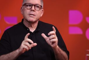 Cristianismo se afasta da mensagem de Jesus, diz pastor Ed René Kivitz