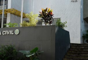 Três homens são presos suspeitos de planejar matar morador de rua