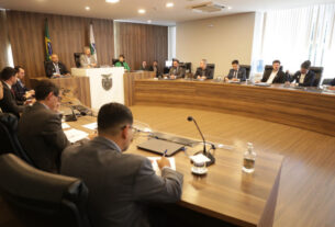 Assembleia Legislativa do Paraná | Notícias > Assembleia Legislativa debate pontos positivos e negativos da reforma tributária