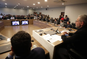 Assembleia Legislativa do Paraná | Notícias > Assembleia Legislativa sedia audiência pública “Paraná Pela Anistia”