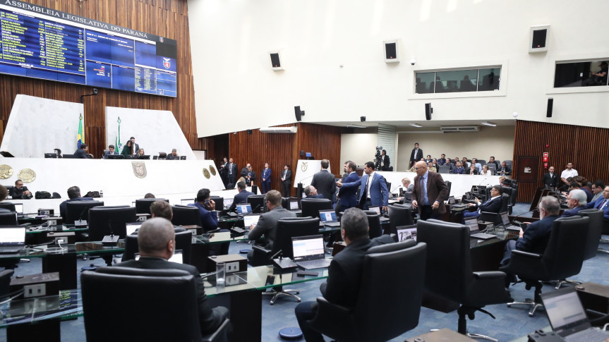 Assembleia Legislativa do Paraná | Notícias > Assembleia aprova projeto para ampliar atuação da Patrulha Maria da Penha