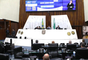 Assembleia Legislativa do Paraná | Notícias > Congresso debate impactos da reforma tributária e prepara estados para a transição