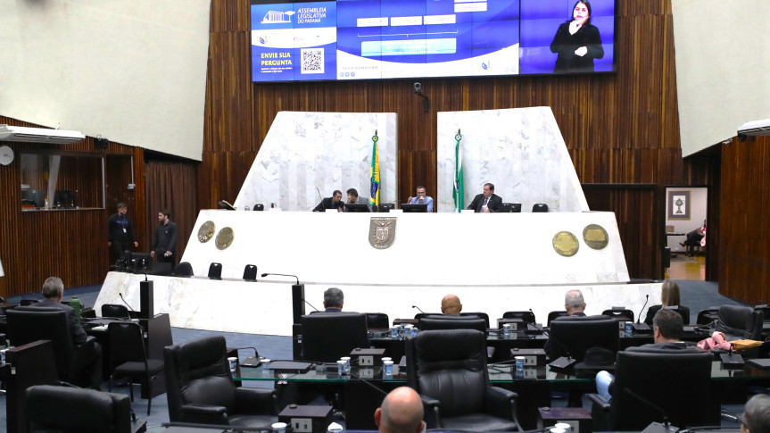 Assembleia Legislativa do Paraná | Notícias > Congresso debate impactos da reforma tributária e prepara estados para a transição