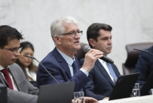 Assembleia Legislativa do Paraná | Notícias > Dados apresentados na Assembleia indicam valor histórico em investimentos liquidados no Paraná