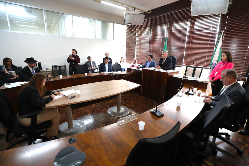 Assembleia Legislativa do Paraná | Notícias > Pedidos de vistas adiam decisões sobre processos administrativos no Conselho de Ética