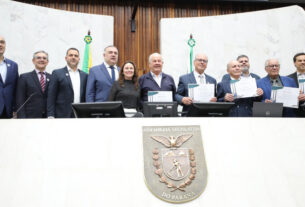 Assembleia Legislativa do Paraná | Notícias > Sessão solene comemora 60 anos de contribuições da ADVB/PR ao marketing e vendas no Paraná