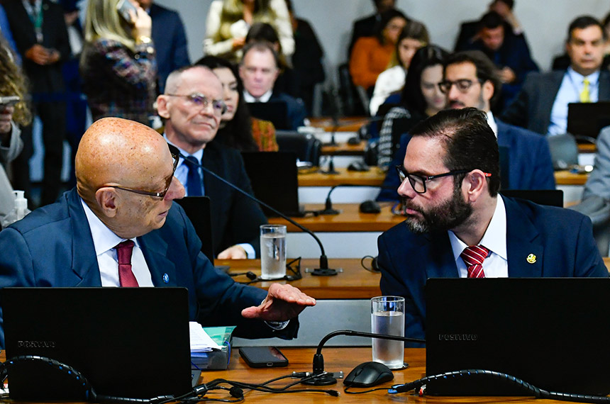 CCJ adia votação de decreto contra demarcação de terras indígenas — Senado Notícias