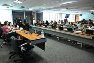 CDH aprova medidas protetivas em caso de violência política contra a mulher — Senado Notícias