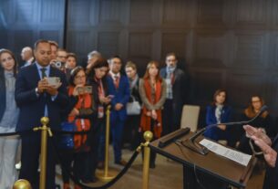 Com Putin, Lula reforça posição em atuar por fim da guerra na Ucrânia