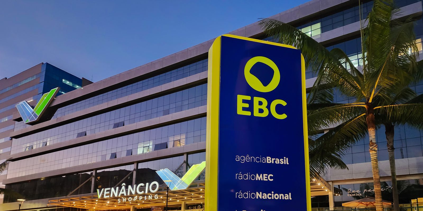 Hoje é Dia destaca a criação da Agência Brasil e da Rádio MEC FM